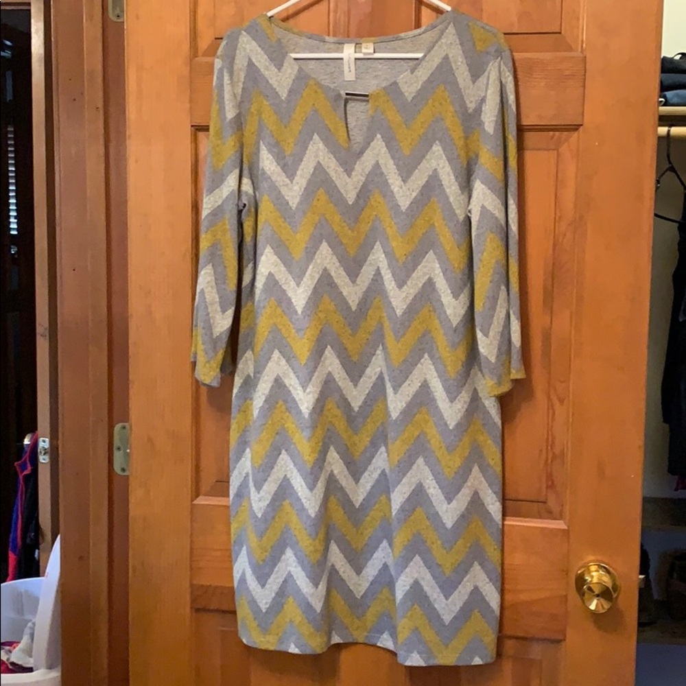 Like New 3/4 sleeve dress